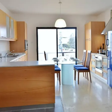 Duplex St Julians Central Penthouse *